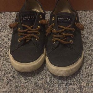 Sperry Tennis Shoes • 6.5